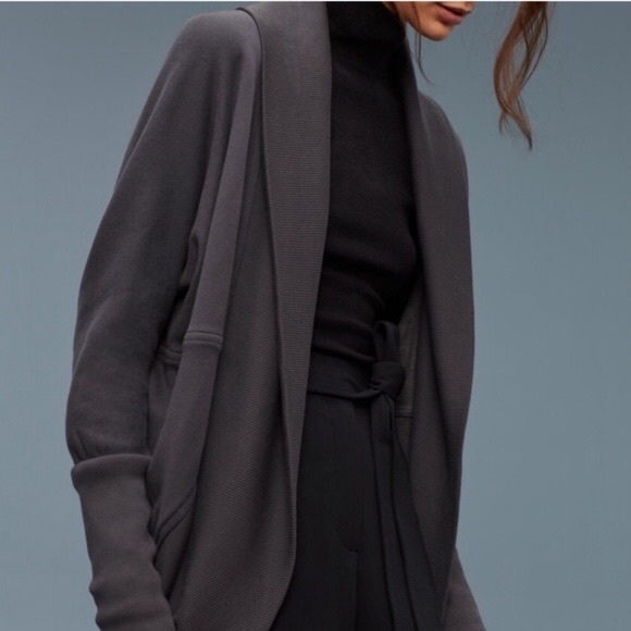 Aritzia Detroit Cardigan - Picture 3 of 8